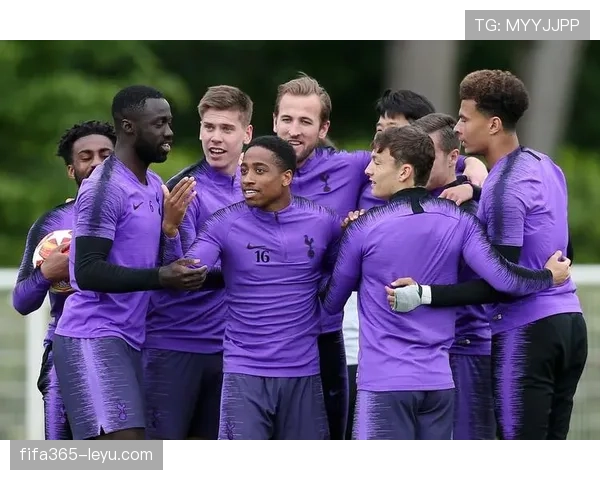 伤愈复出在即,奥纳丘回归赛场引发广泛关注 伤愈复出在即,奥纳丘回归赛场引发广泛关注