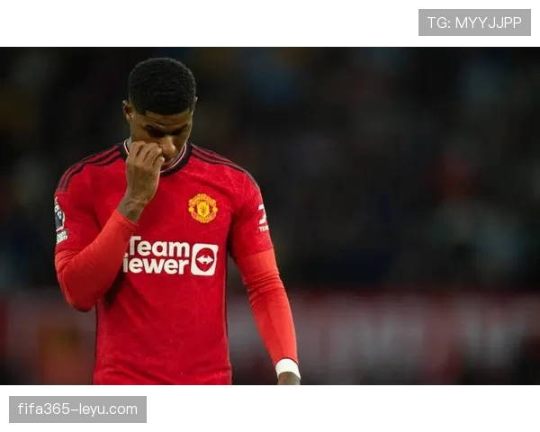 滕哈赫强化战术纪律,曼联状态回暖开启新篇章 滕哈赫强化战术纪律,曼联状态回暖开启新篇章