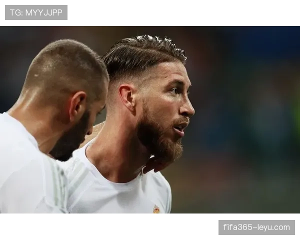 拉莫斯刚买了超豪车停车场都停不下，这生活节奏也太明星了吧！